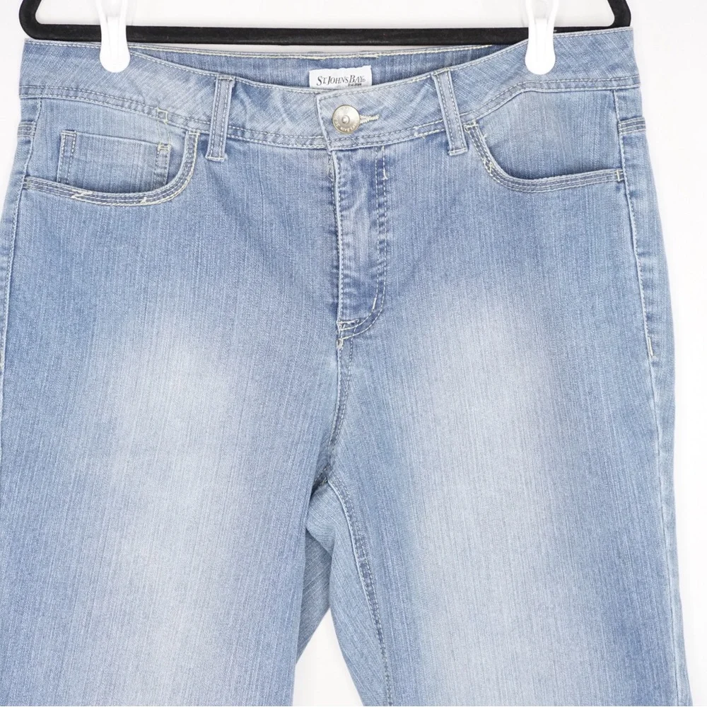 St. John's Bay Classic Blue Denim Shorts - Picture 2 of 5
